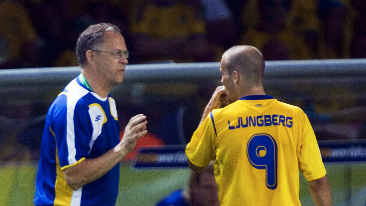 Efter EM 2004 så tog Lars över som ensam huvudtränare. Landet gick till VM 2006 i Tyskland. 