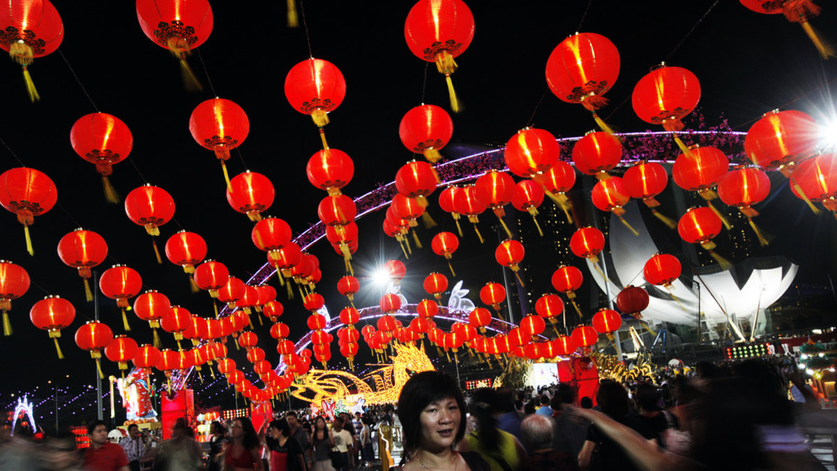 Börserna i Kina har fortsatt helgstängt för att fira det kinesiska nyåret, medan andra börser i Asien handlar på. Arkivbild.