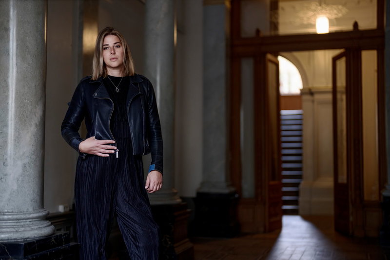 Torrey Peters gav först ut böcker på egen hand, som främst cirkulerade i Brooklyns trans-författarscen.