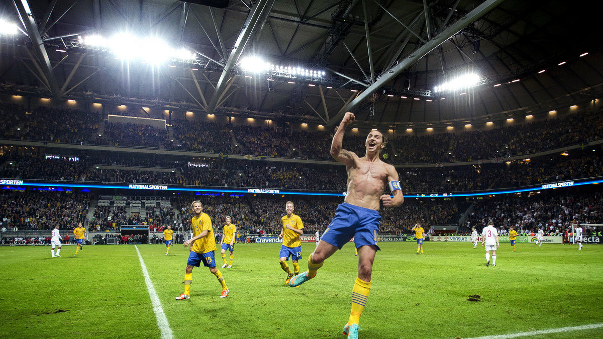 Zlatan-show. Herr Ibrahimovic bjöd på hela fyra mål när Sverige slog England på premiärmatchen på Friends Arena.