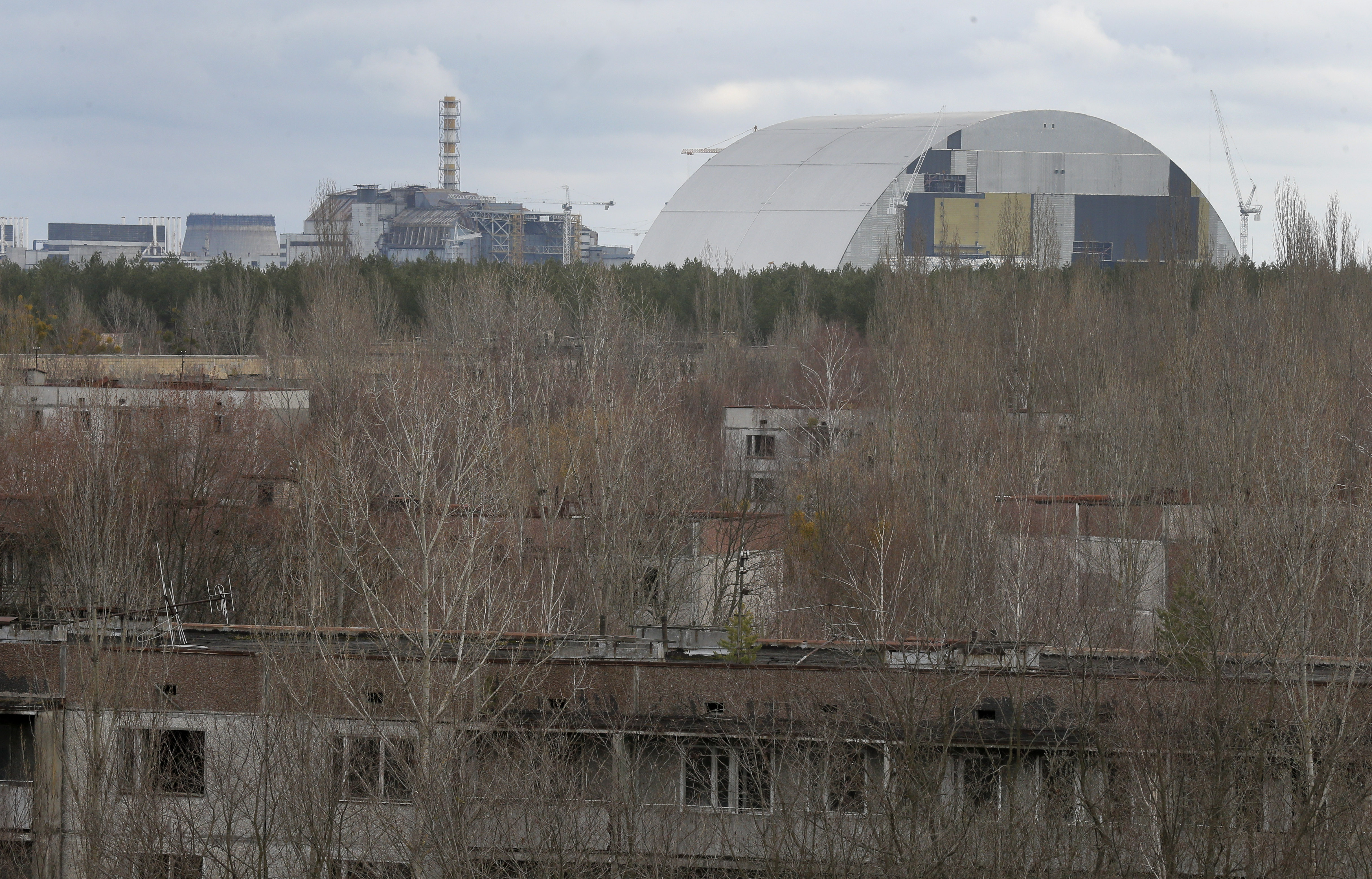 Volodymyr Zelenskyj, Tjernobyl, Kriget i Ukraina