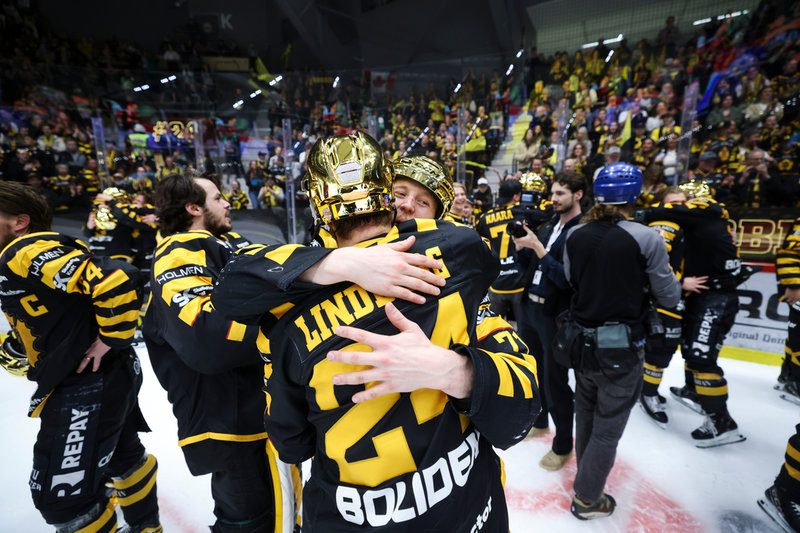 Skellefteå jublar efter klubbens femte SM-guld.