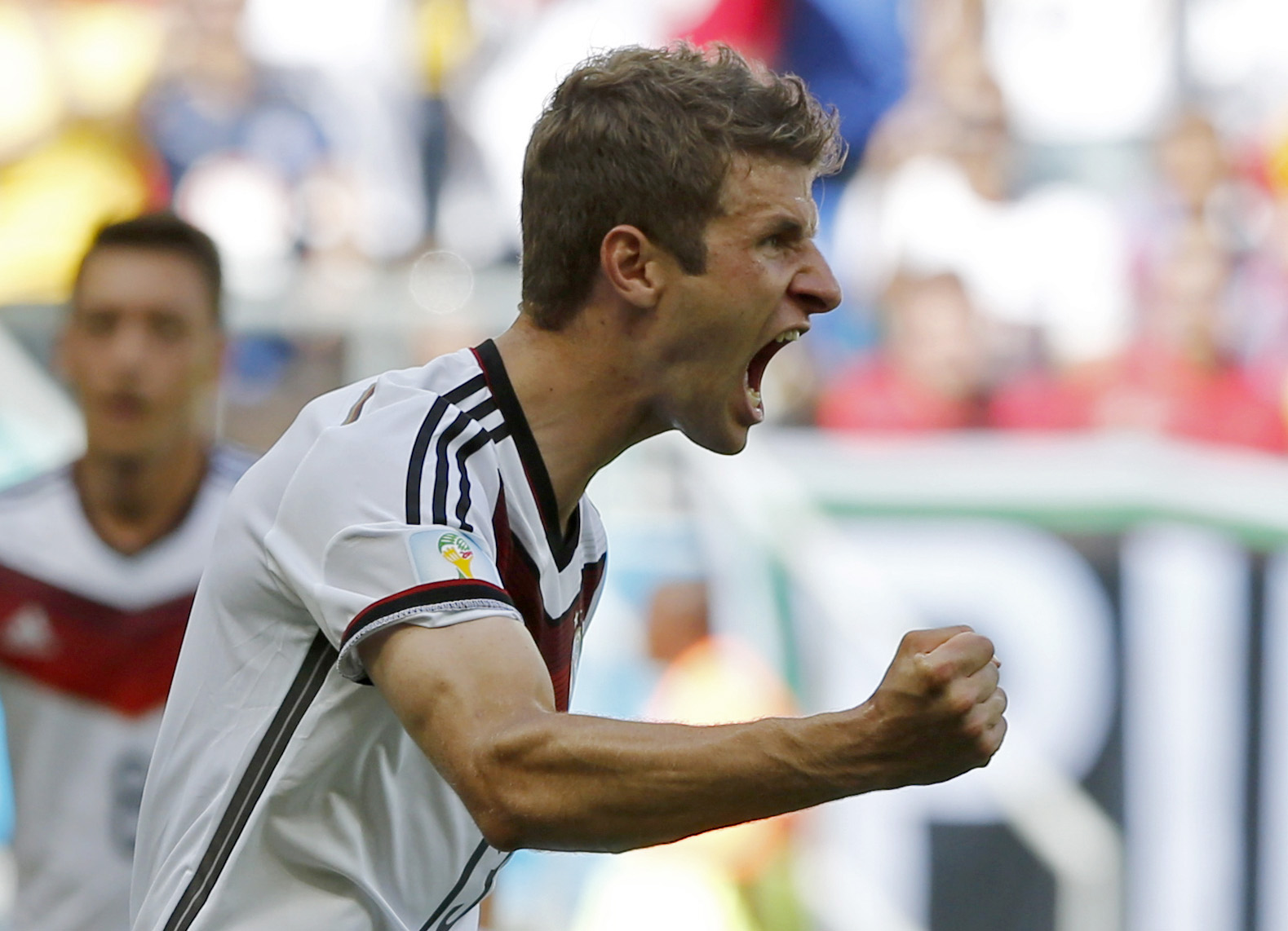 2. Thomas Müller, Tyskland. Den tredje skytteligaledaren på den här listan med sina fyra mål. 24-åringen har varit helt magisk hittills. Han och ettan har hållit en annan nivå än de andra. 2. Thomas Müller, Tyskland. Den tredje skytteligaledaren på den här listan med sina fyra mål. 24-åringen har varit helt magisk hittills. Han och ettan har hållit en annan nivå än de andra.