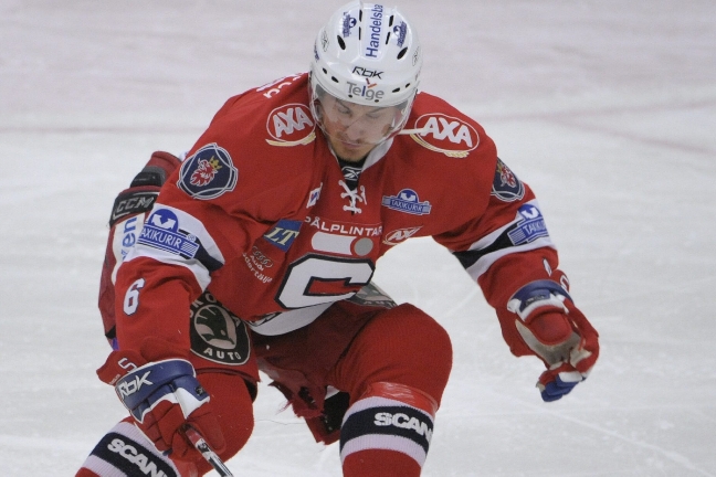 Fredrik kan lånas ut till hockeyallsvenska laget Sundsvall.
