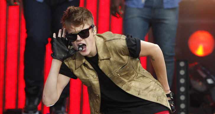 Justin Bieber, Bakersfield Condors, toronto maple leafs