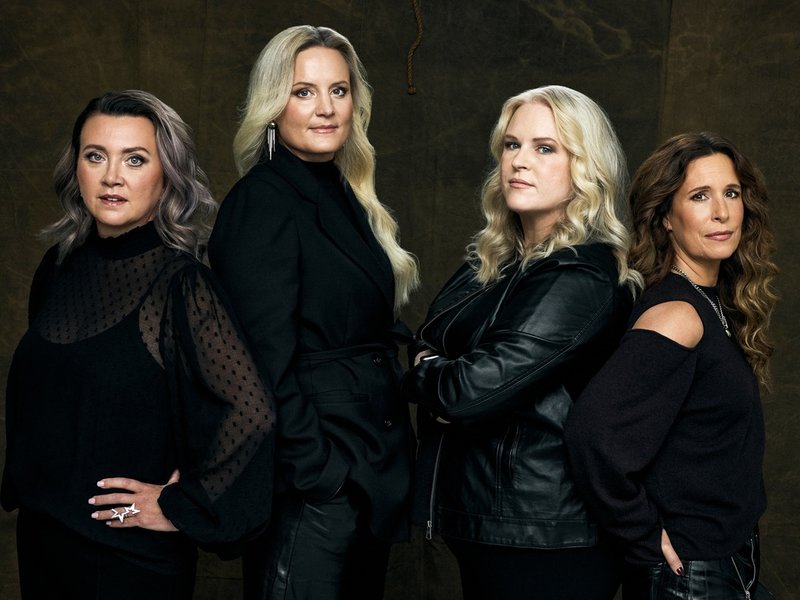 Camilla Läckberg, Anna Bågstam, Lisa Bjerre och Malin Karim är författarna till bokserien "Avdelningen för särskilda utredningar". Pressbild.