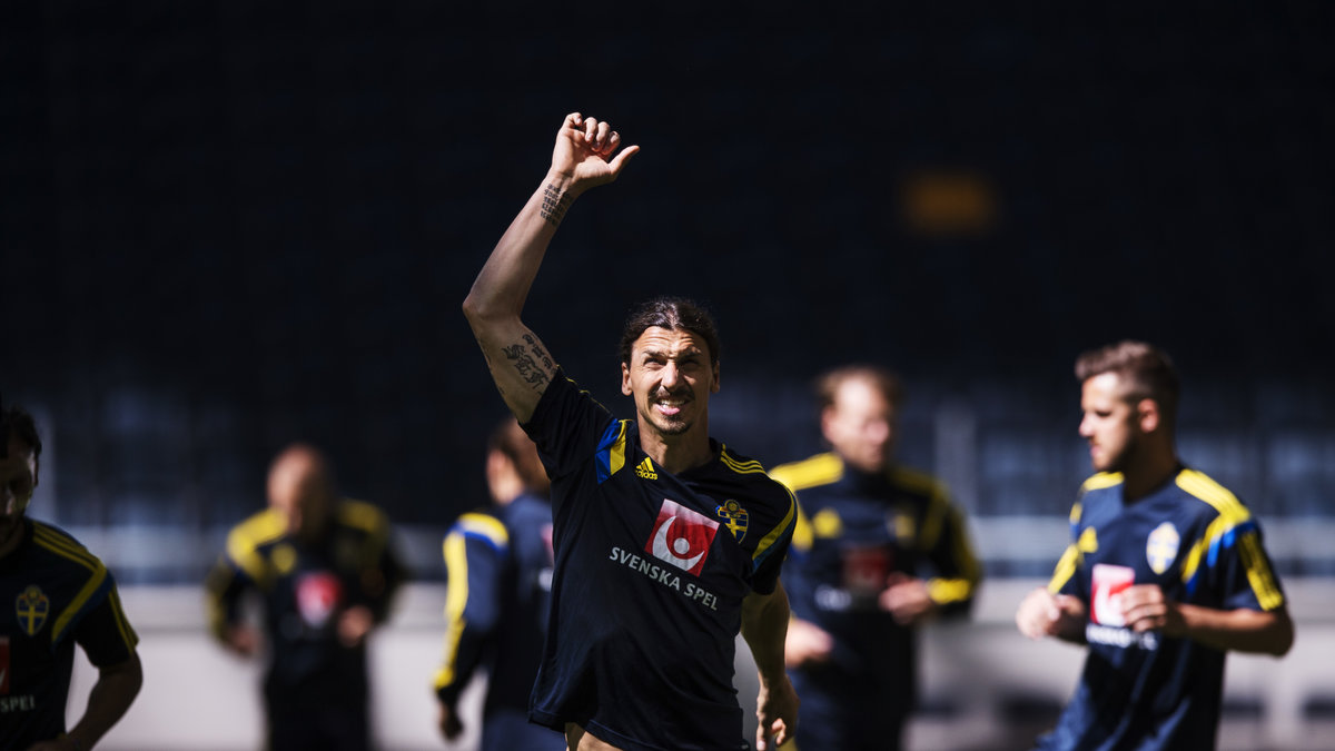 Zlatan Ibrahimovic på landslagets träning.