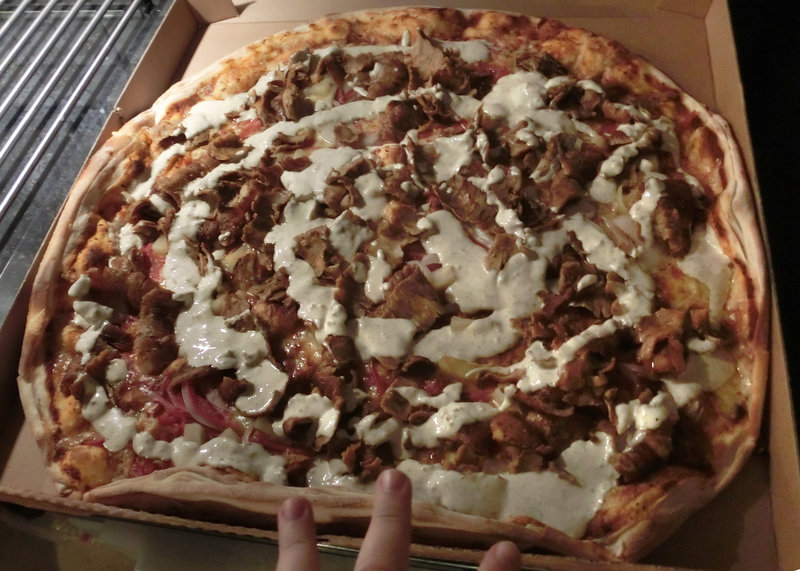 Kebabpizza. Kebabpizza.
