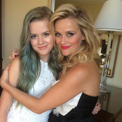 Reese Witherspoon med sin dotter Ava Philippe. Reese Witherspoon med sin dotter Ava Philippe.