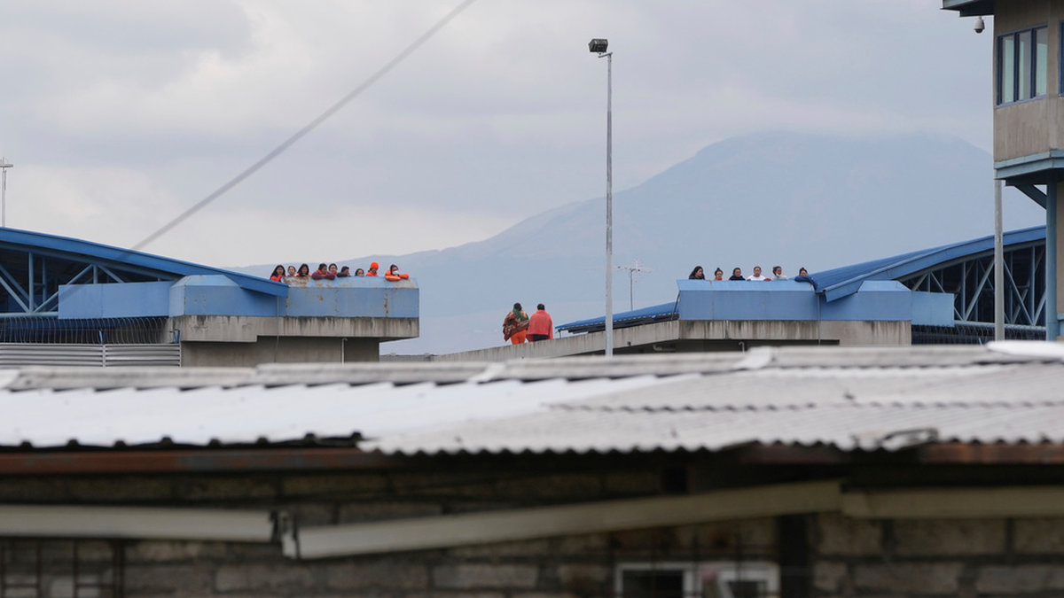 Bild från fängelset i den ecuadorianska staden Latacunga, där ett annat blodigt upplopp rasade tidigare i oktober.