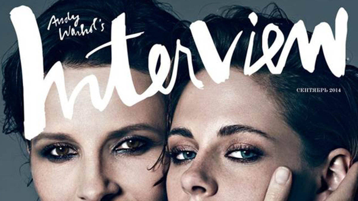 Kristen Stewart och Juliette Binoche på omslaget till Interview. 