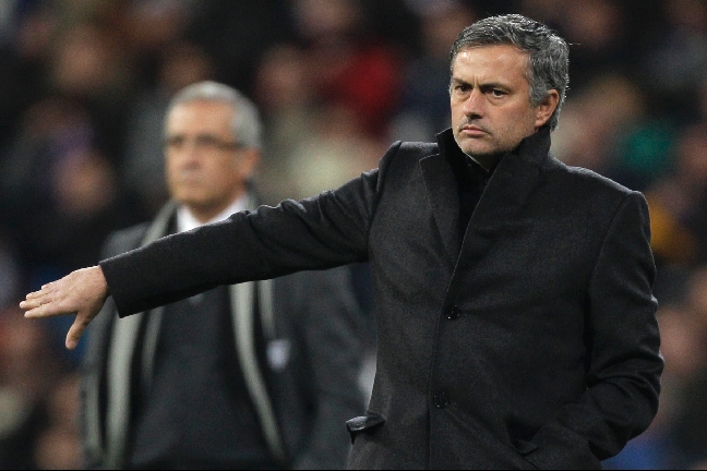 José Mourinho kritserade domaren efter helgens match mot Sevilla.