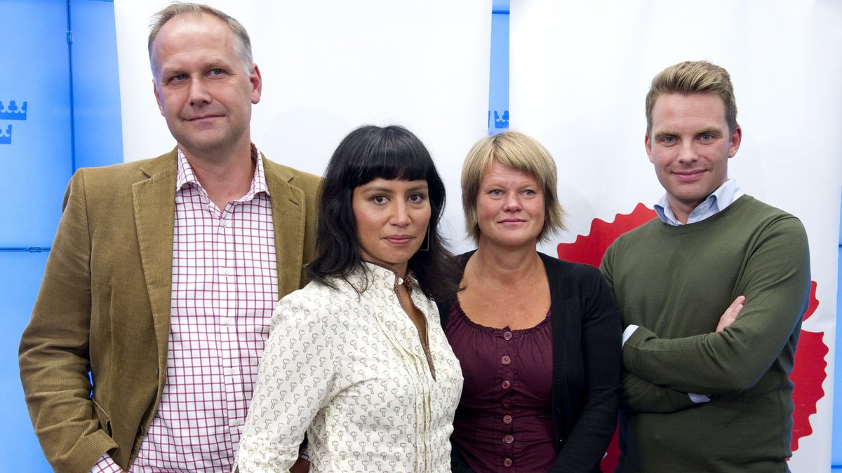 De fyra kandidaterna till partiledarposten 2012: Jonas Sjöstedt, Rossana Dinamarca, Ulla Andersson och Hans Linde.