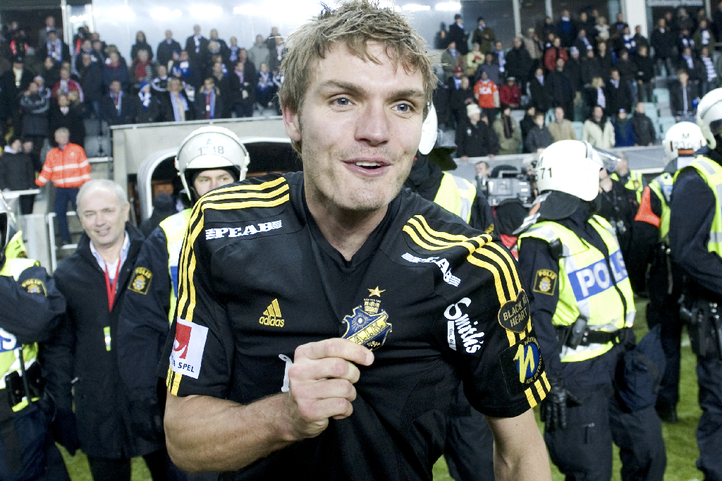 Ivan Obolo, Celtic, Jos Hooiveld, AIK