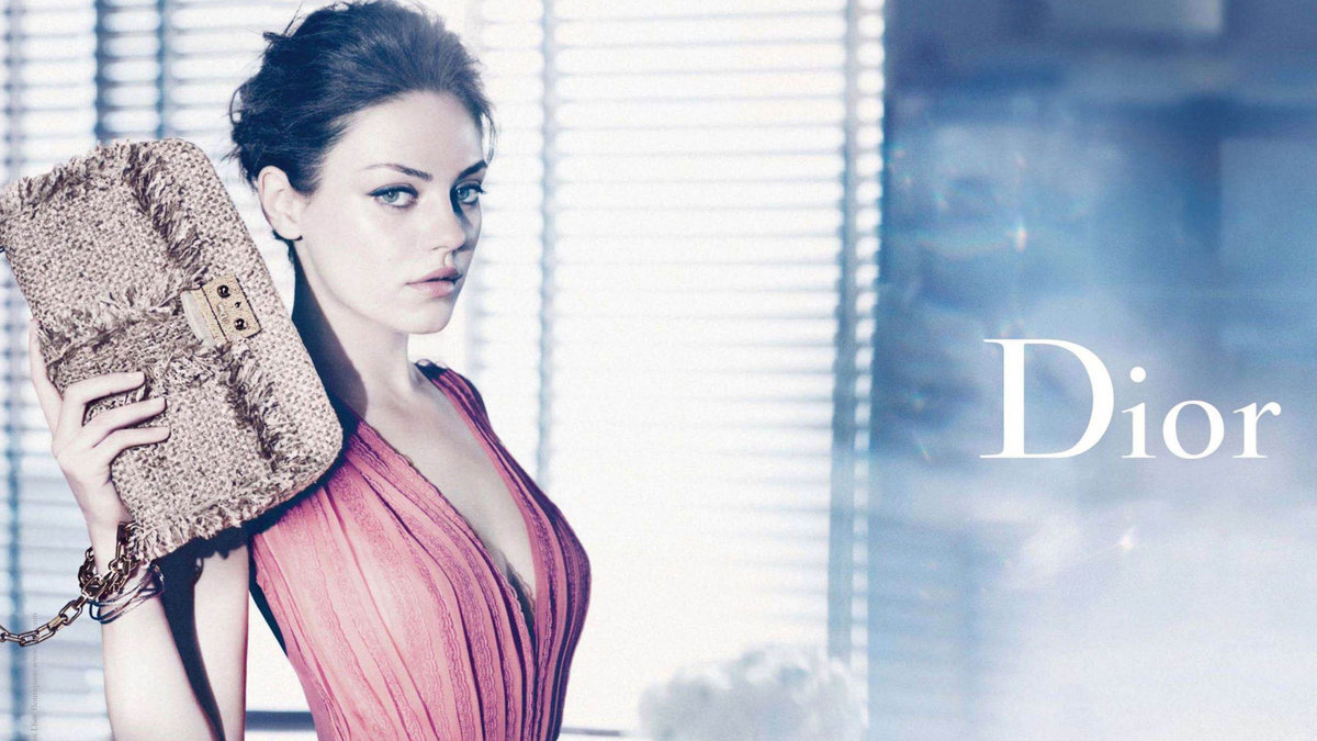 Mila i het reklam för Dior.