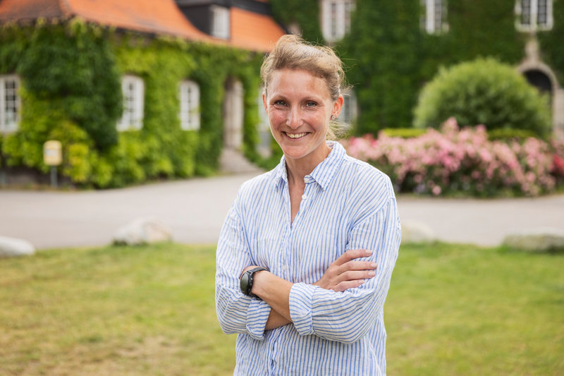Isabell Englund vill vara en glad lärare som hoppas att hennes intresse för ämnena kan smitta av sig. "Och det behöver inte alltid vara så allvarligt. Det måste så klart finnas en struktur och ett lugn för att man ska kunna lära sig, men jag hoppas att vi kommer att skratta tillsammans".