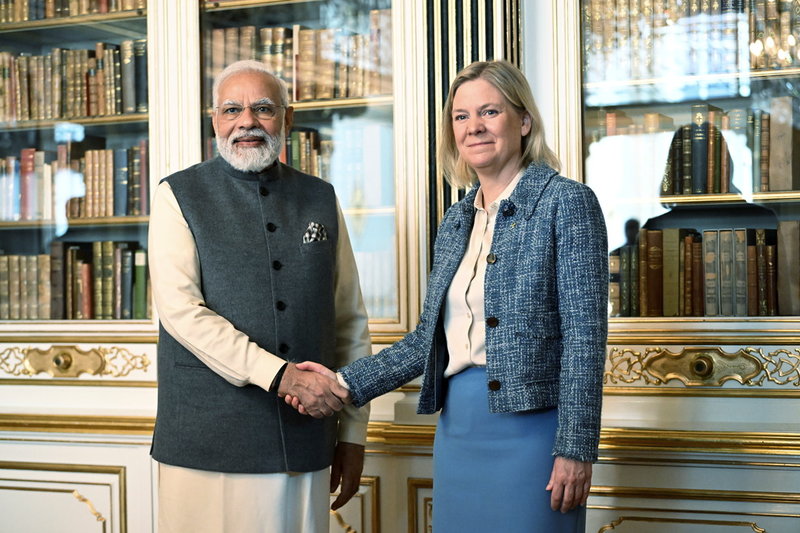 Indiens premiärminister Narendra Modi och Sveriges statsminister Magdalena Andersson (S) vid det indisk-nordiska toppmötet på Christiansborg i Köpenhamn.