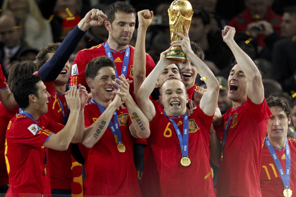 Det spanska fotbollsförbundet fick 225 miljoner kronor för segern.