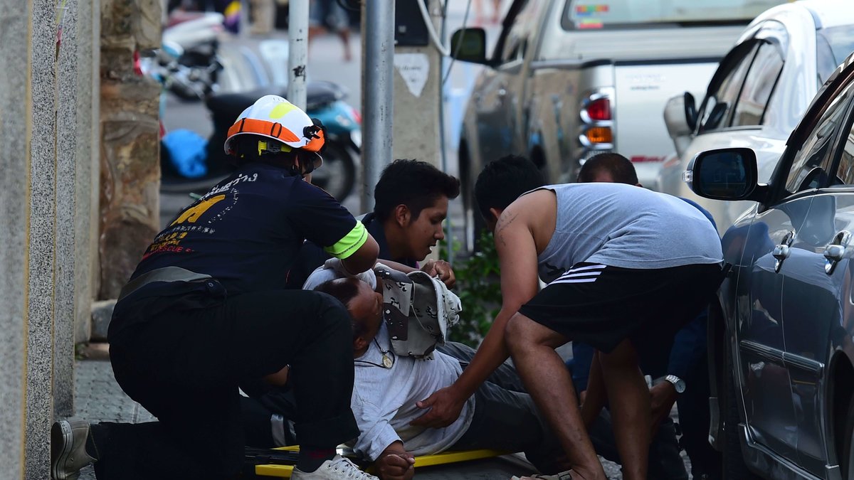 Fyra personer har dödats i bombattentat i Thailand.