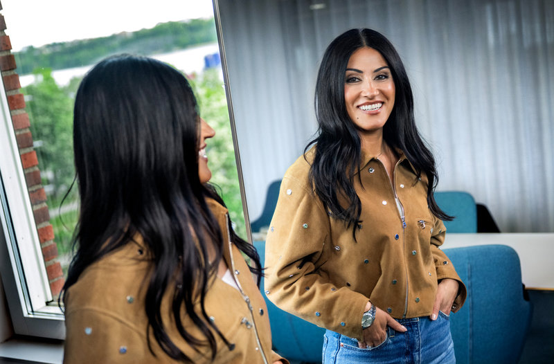 "Jag har andra saker i pipen som jag inte kan prata om nu. Och så har jag ett heltidsjobb vid sidan om min tv-karriär, så jag har det fullt upp", säger Nikki Amini om framtidsplanerna.