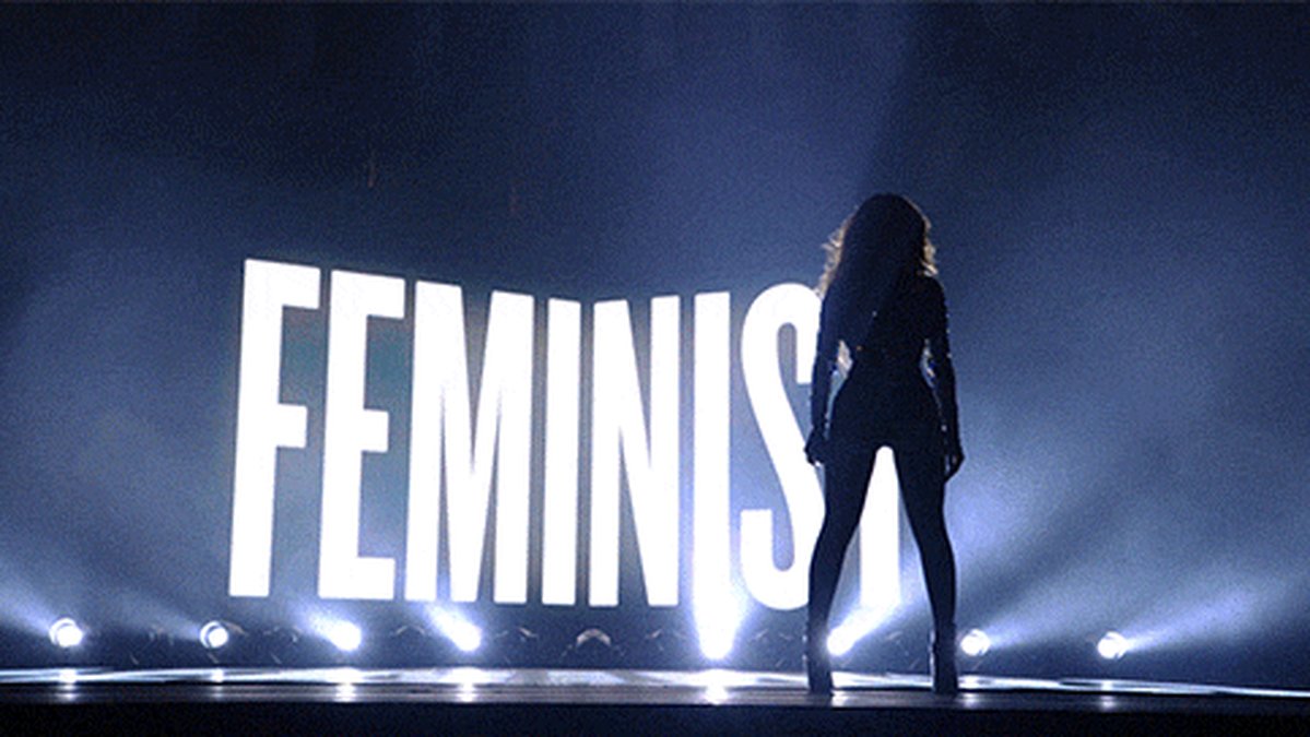 Beyoncé kallar sig feminist. 