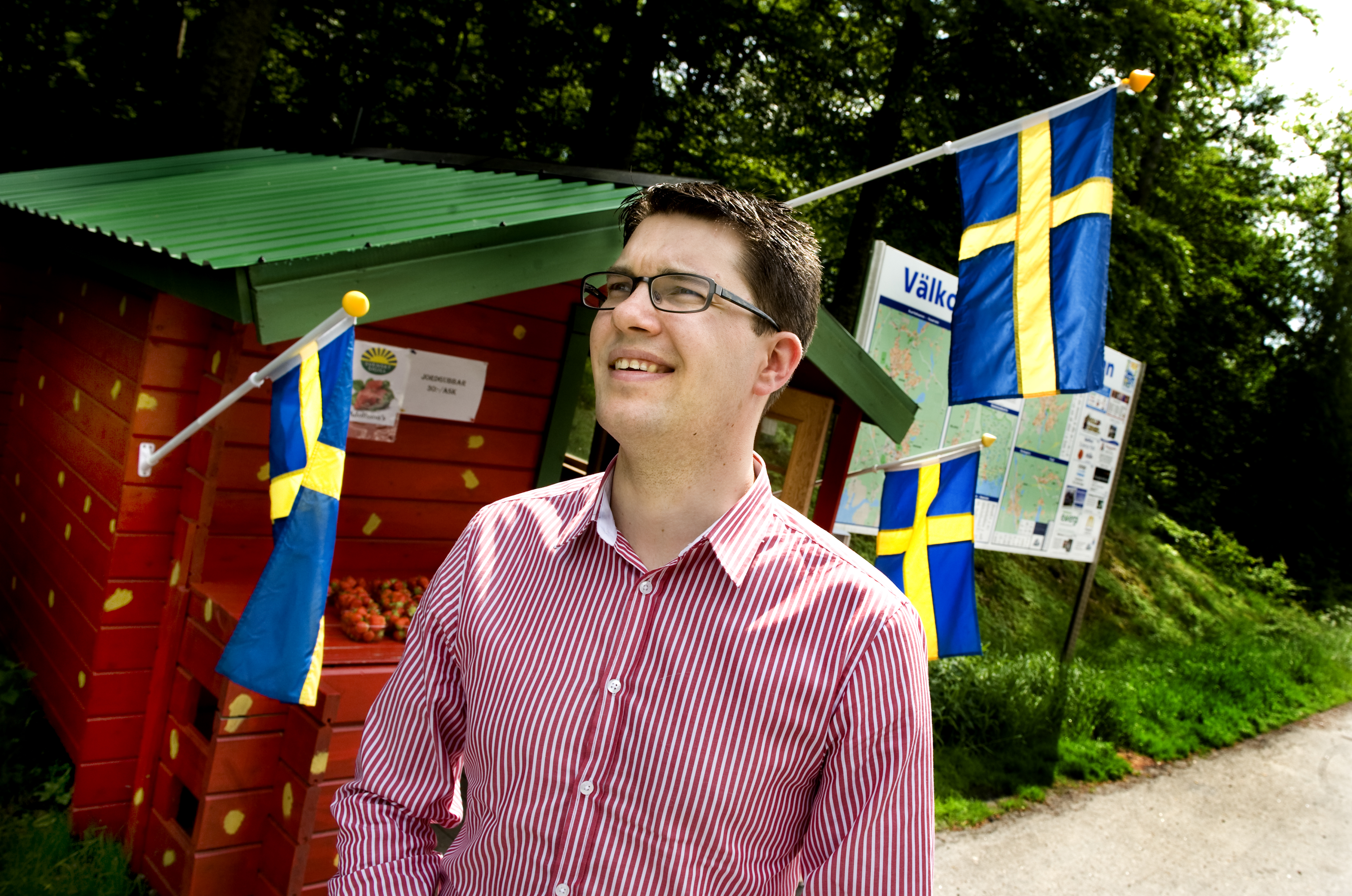 Sverigedemokraternas Jimmie Åkesson går fetbort. 