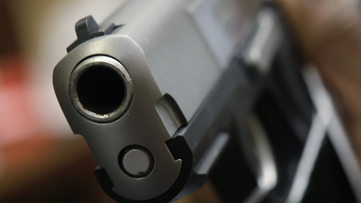Vapenlagarna i Iowa tillåter att blinda personer får beväpna sig på offentlig plats. Inte heller den federala lagstiftningen säger emot.