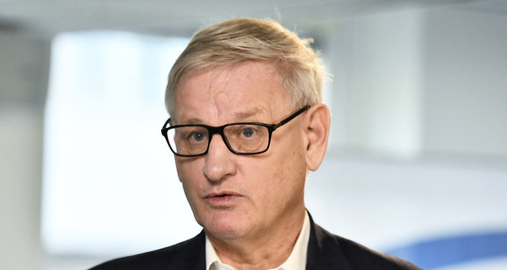TT, Carl Bildt, Sverige, Hot