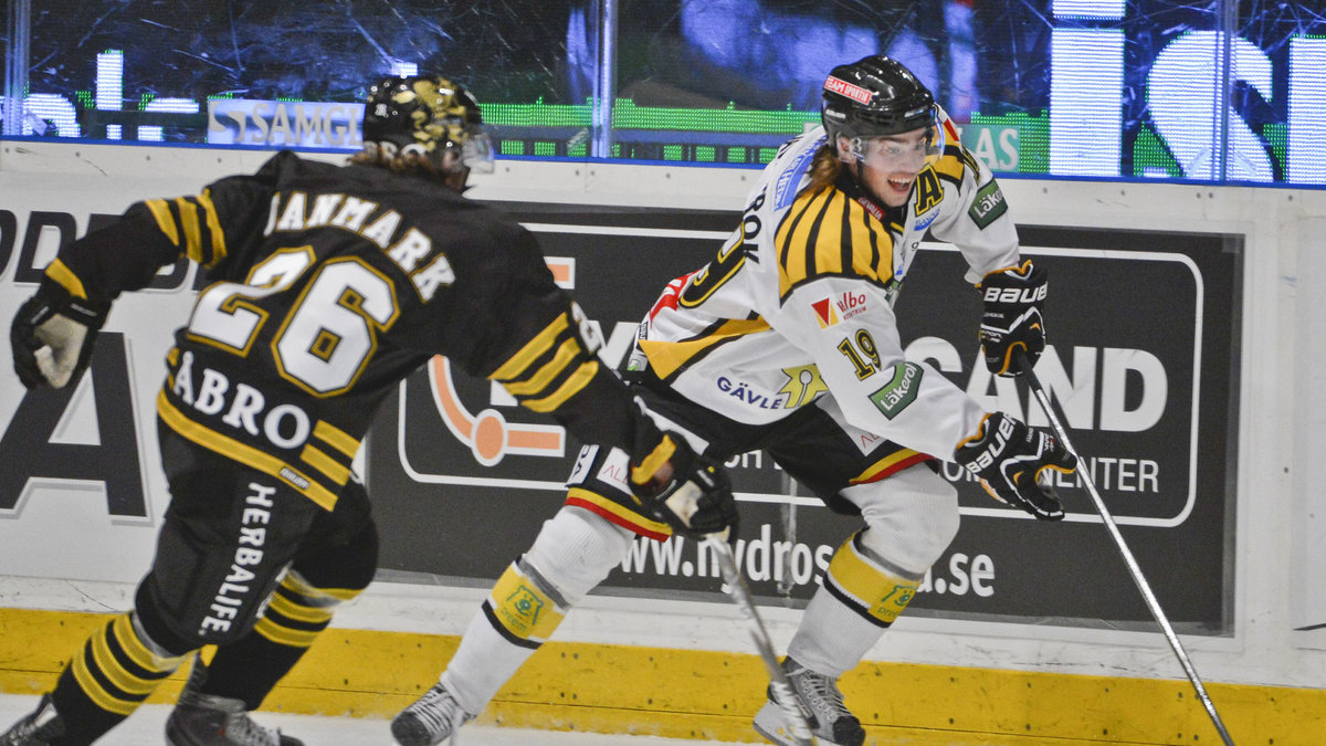 Det var tredje raka övertidsavgörandet för både Calle Järnkroks Brynäs och Mattias Janmark-Nyléns AIK.