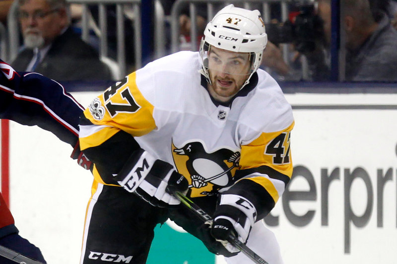 Adam Johnson i en NHL-match med Pittsburgh 2017. Arkivbild.