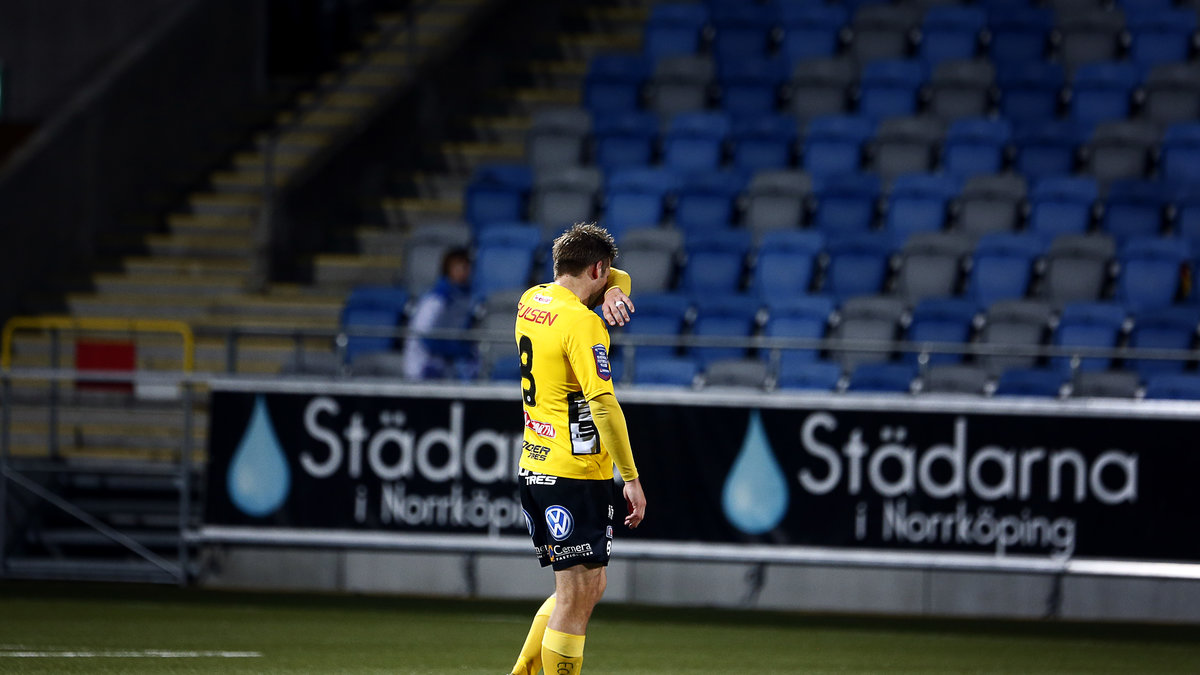 Anders Svensson deppar efter Elfsborgs förlust.