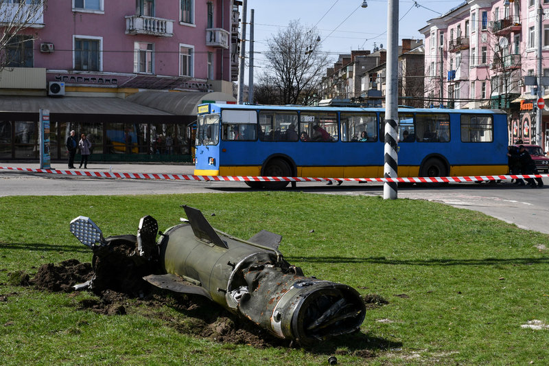 Delar av roboten som slog ned i Kramatorsk.