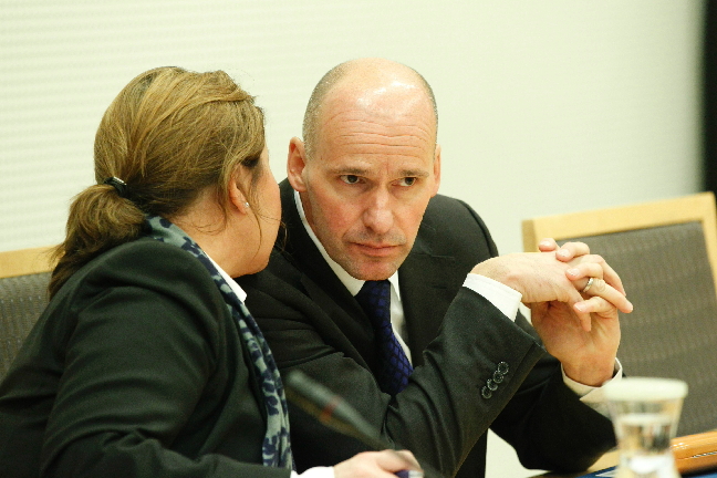 Breiviks advokat Geir Lippestad menar att diamanthandeln bara var en täckmantel.