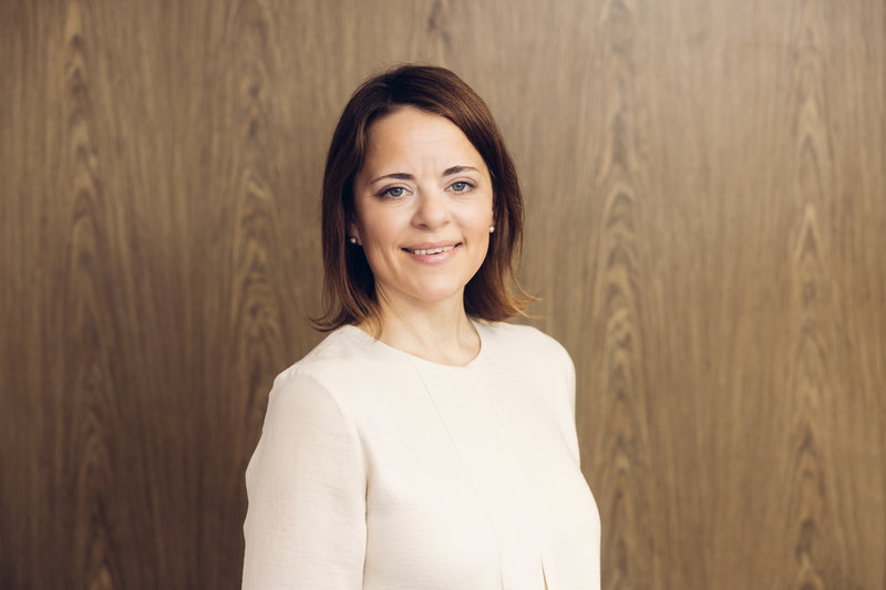 Sara Lindahl, expert på hållbara finansieringslösningar vid Danske Bank. Pressbild.