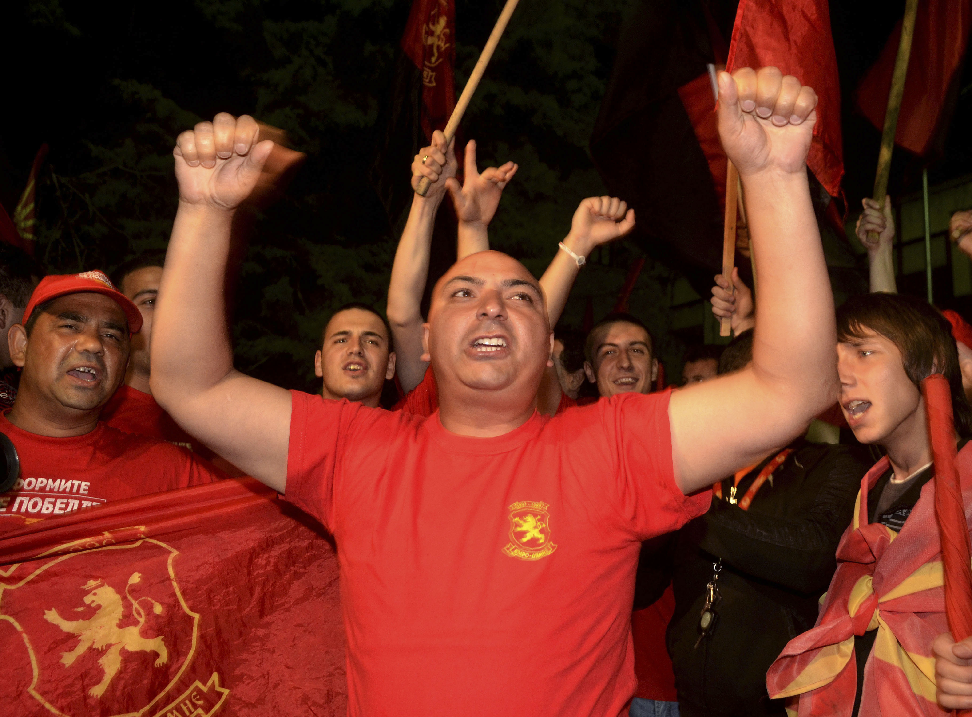 I centrala Skopje firade anhängare till regeringspartiet VMRO-DPMNE...