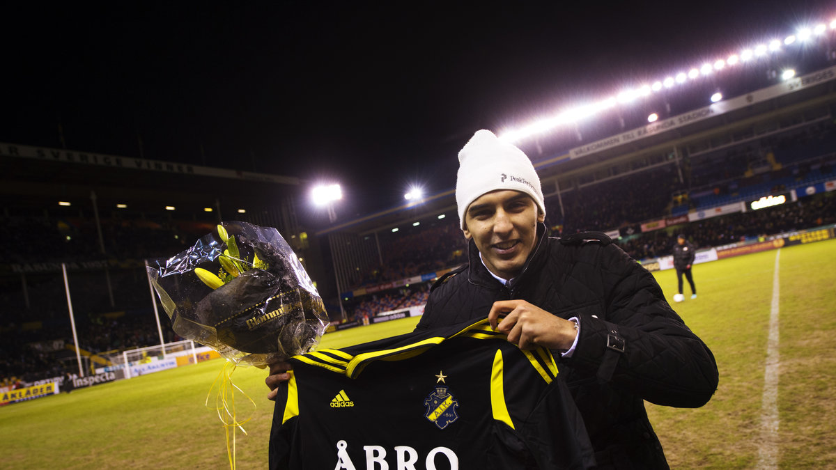 AIK:s andra nyförvärv i anfallet. Förra veckan presenterade klubben Nabil Bahoui från Brommapojkarna.