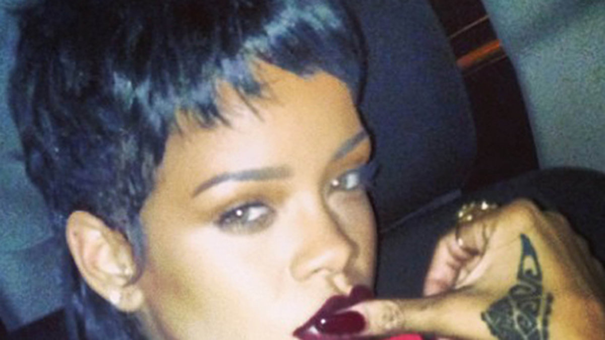 Rihanna vägrar låta håret växa. 