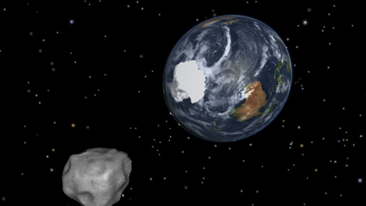 Asteroiden kan vara på väg mot jorden.