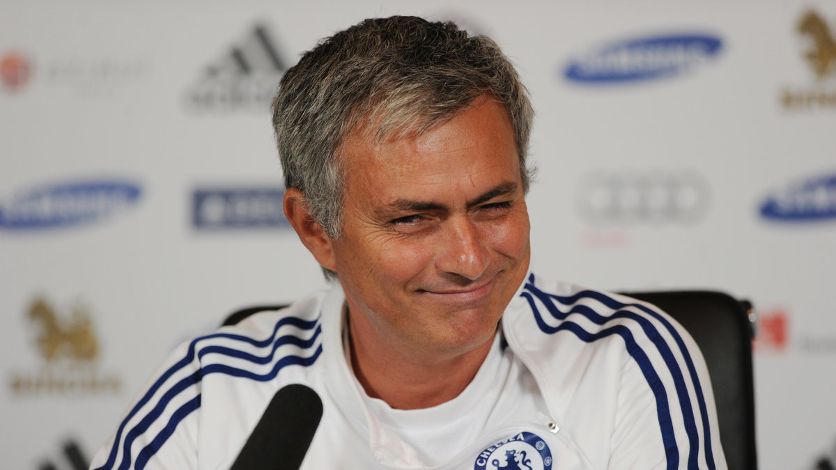 José Mourinho leder sitt Chelsea till ligasegern.