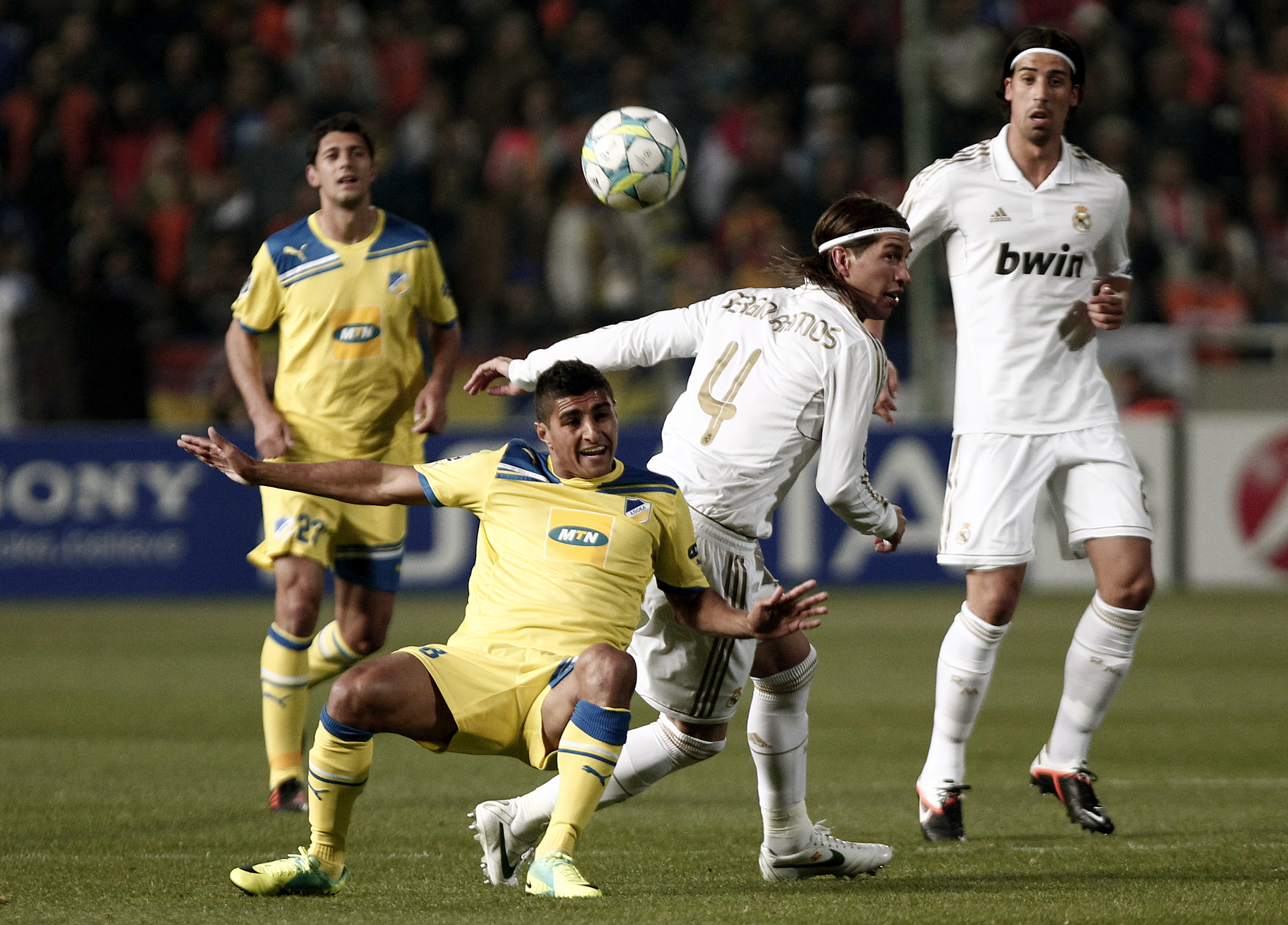 APOEL föll tungt mot Real Madrid med 3–0. Aílton och hans lagkamrater hade inte ett enda skott på mål under hela matchen. Något som bara har hänt en gång tidigare i Champions League den här säsongen.