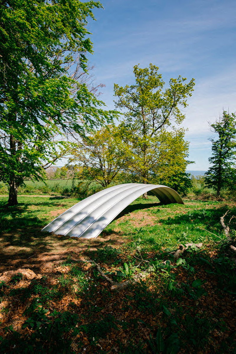 'Rainbow' av österrikiska arkitektbyrån querkraft år årets konstverk på Kivik Art Center i Skåne. Pressbild.