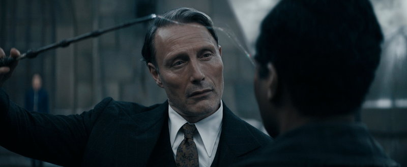 Mads Mikkelsen har tagit över skurkrollen från Johnny Depp i 'Fantastiska vidunder: Dumbledores hemligheter'. Pressbild.