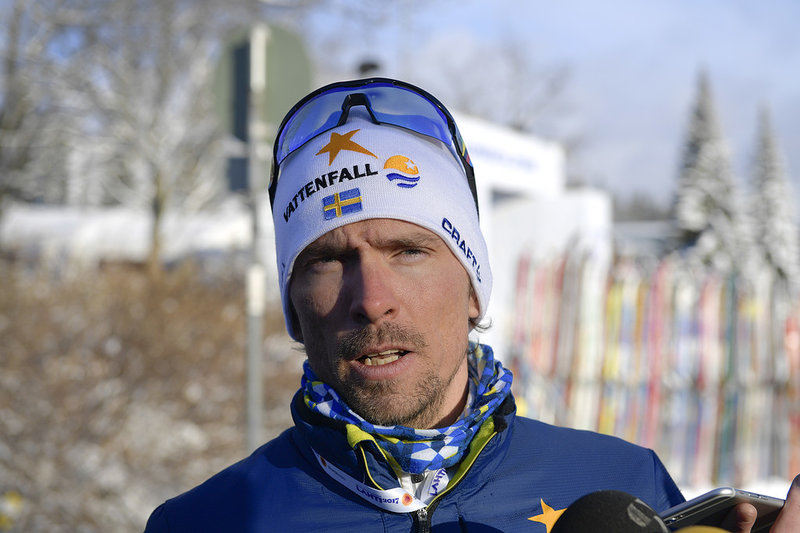 Johan Olsson längdskidåkare på spåret Johan Olsson längdskidåkare på spåret