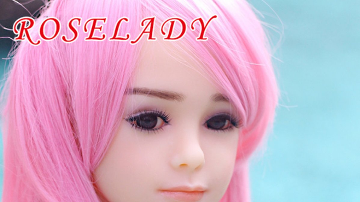 Här är samma docka som på föregående bild, men med rosa hår.