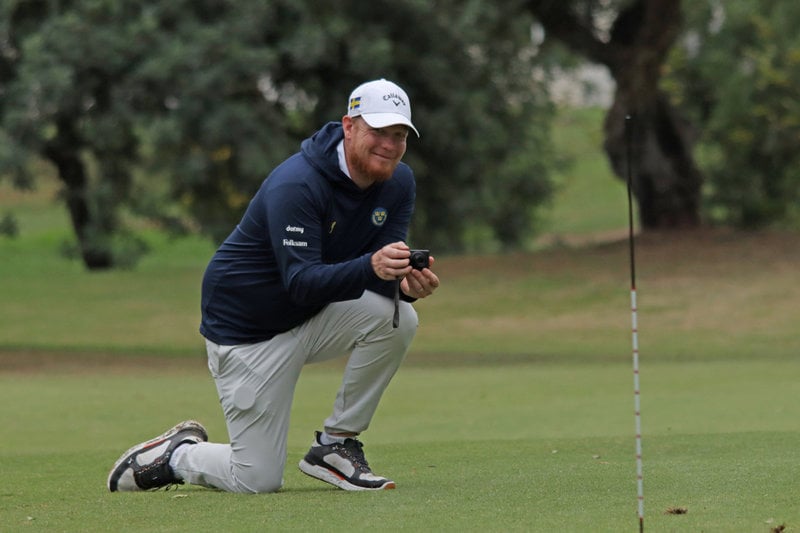 David Olsson, coach i flicklandslaget i golf.