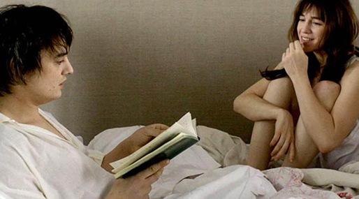 Pete Doherty har länge försökt slå igenom som skådespelare. Här ser vi honom med skådespelerskan Charlotte Gainsbourg i filmen "Confessions Of A Child Of The Century".