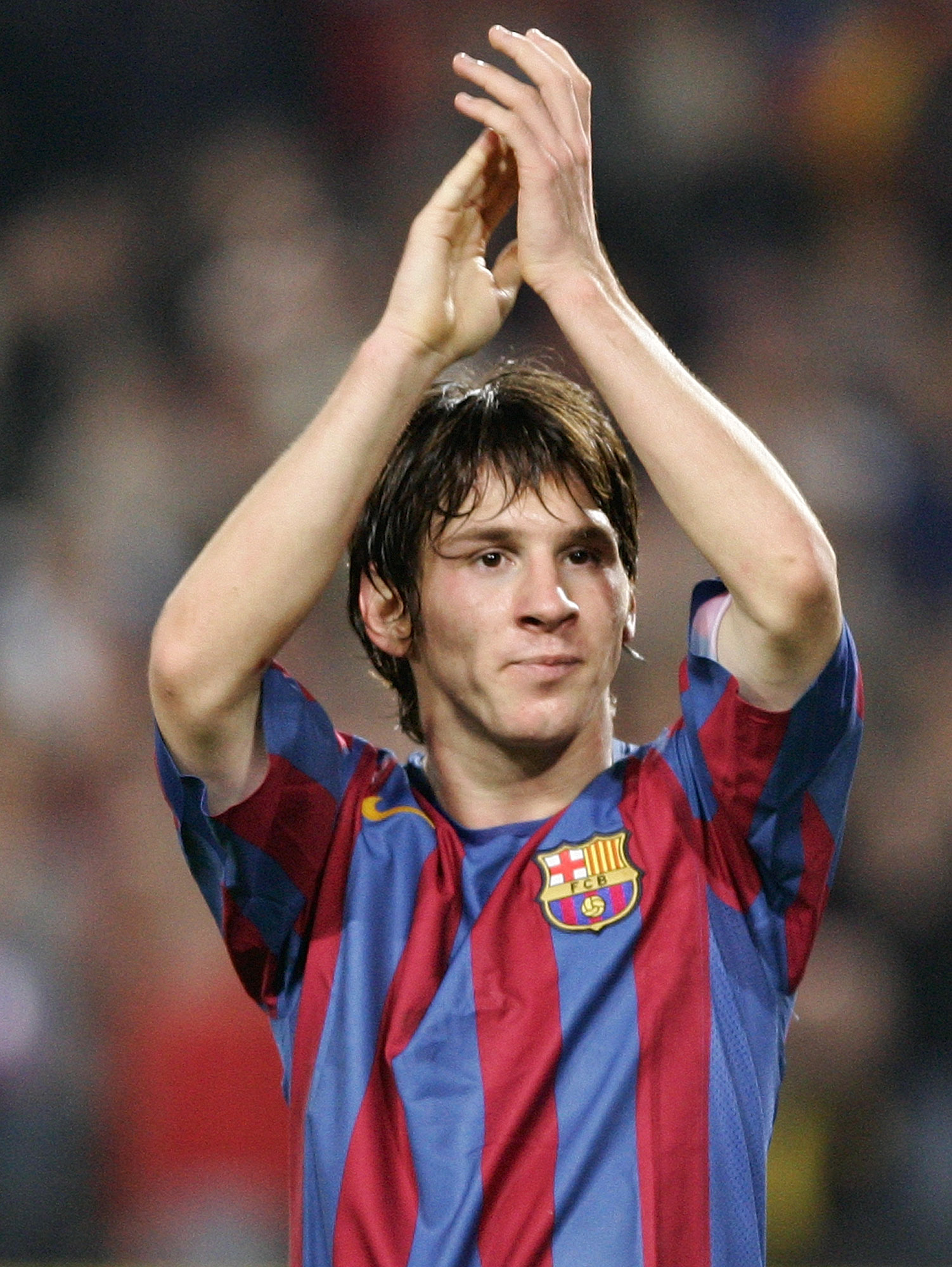 En 17-årig Messi tackar för sig.