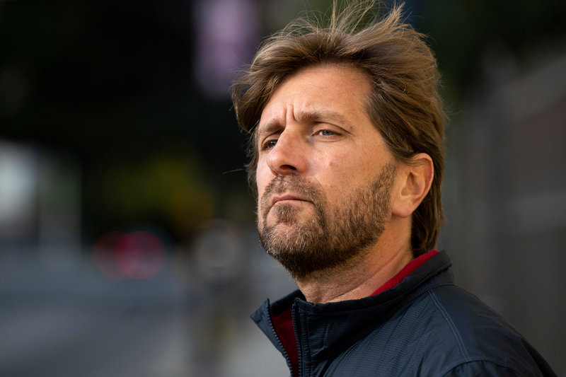 De blev ingen guldstatyett till Ruben Östlund vid Oscarsgalan.