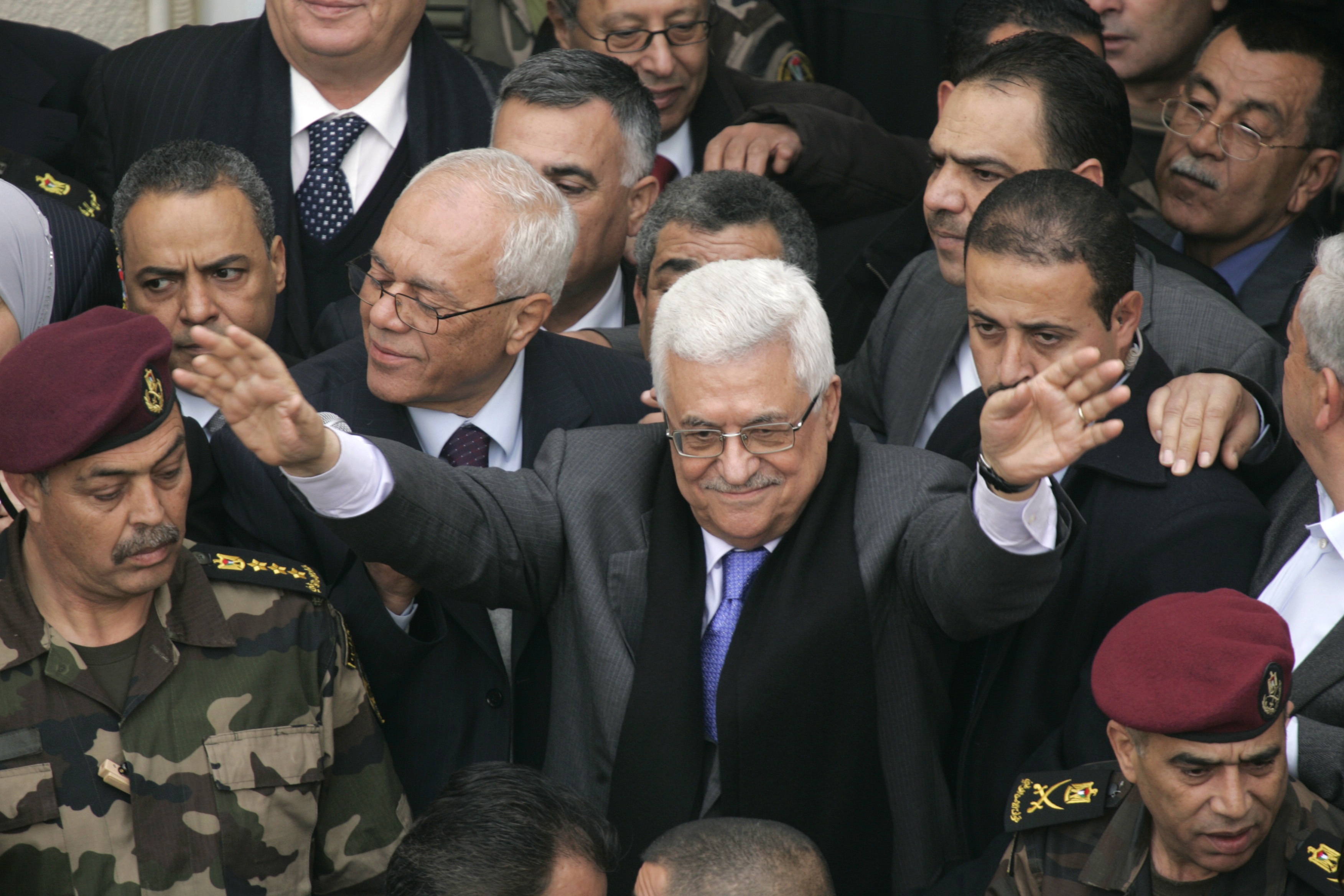 Palestinska myndigheten, Regering, Avgår, Palestina, Mahmoud Abbas