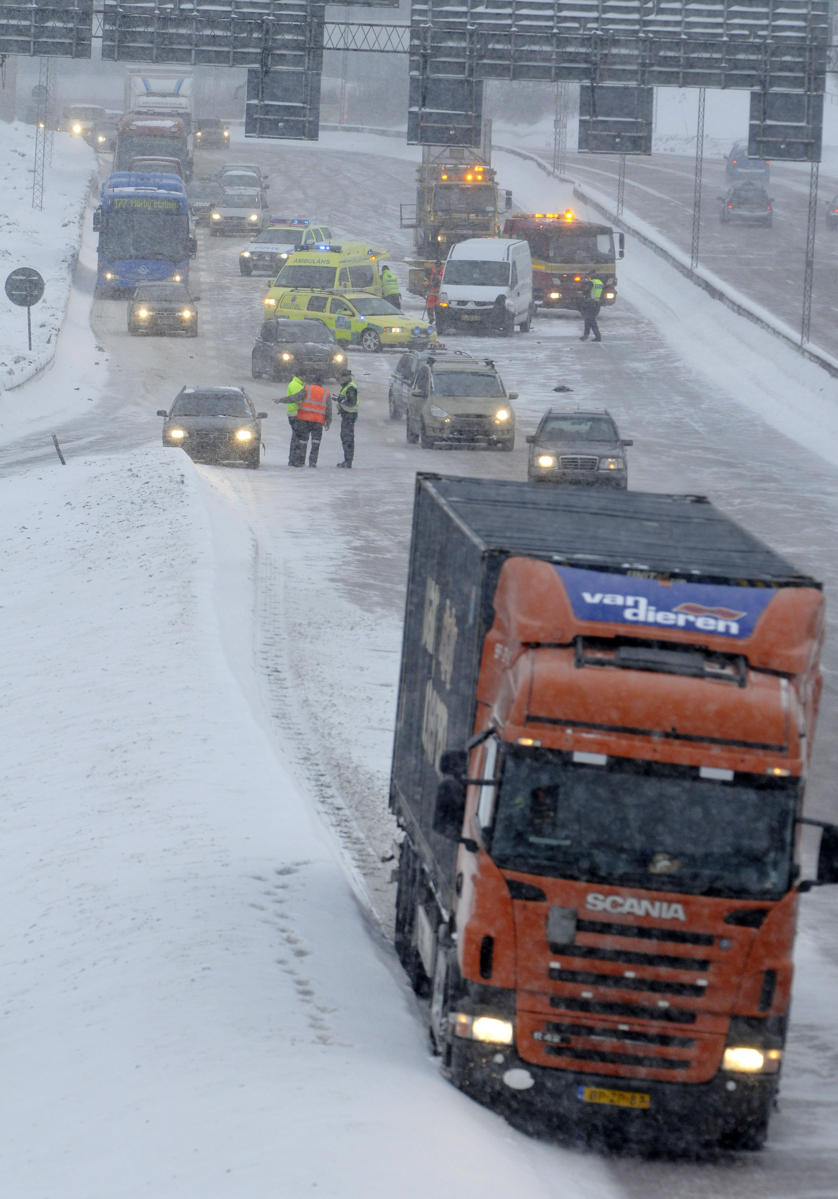 Vinter, Halka, Snö, Olyckor, trafik